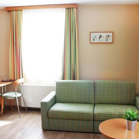 马本潘左伊住宿加早餐旅馆 Hegykő 外观 照片